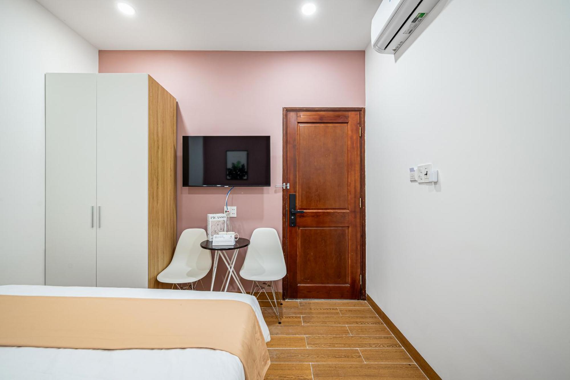 Căn hộ Cozrum Homes - Spring *
